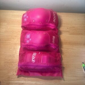 Brand New RAZOR Multi-Sport ELBOW PADS, KNEE PADS and WRIST GUARDS, Pink, Age 8+